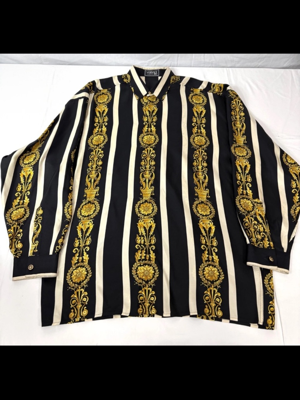 Very Rare Gianni Versace Silk Baroque Jewels button up shirt Vintage - Picture 4 of 16